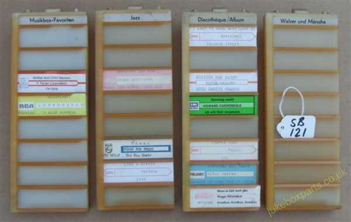 Set of 4 Title Card Holders (SB121)